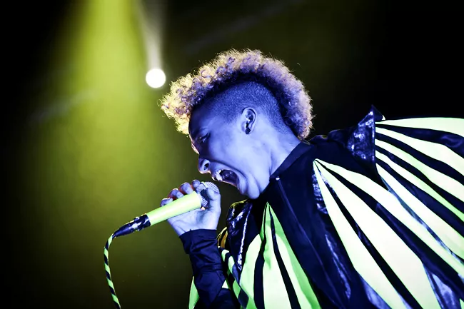 Lucy Love offentliggør koncerter