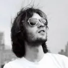 Ambulance LTD arbejder med John Cale