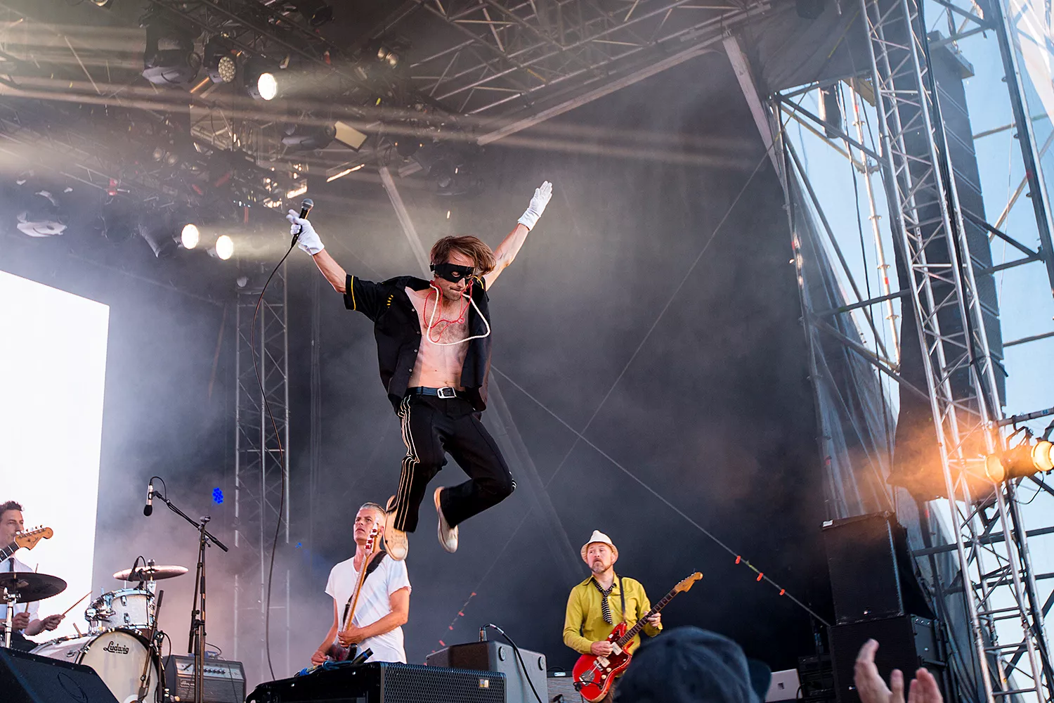 Bob Hund presenterar vecka 48-spelning