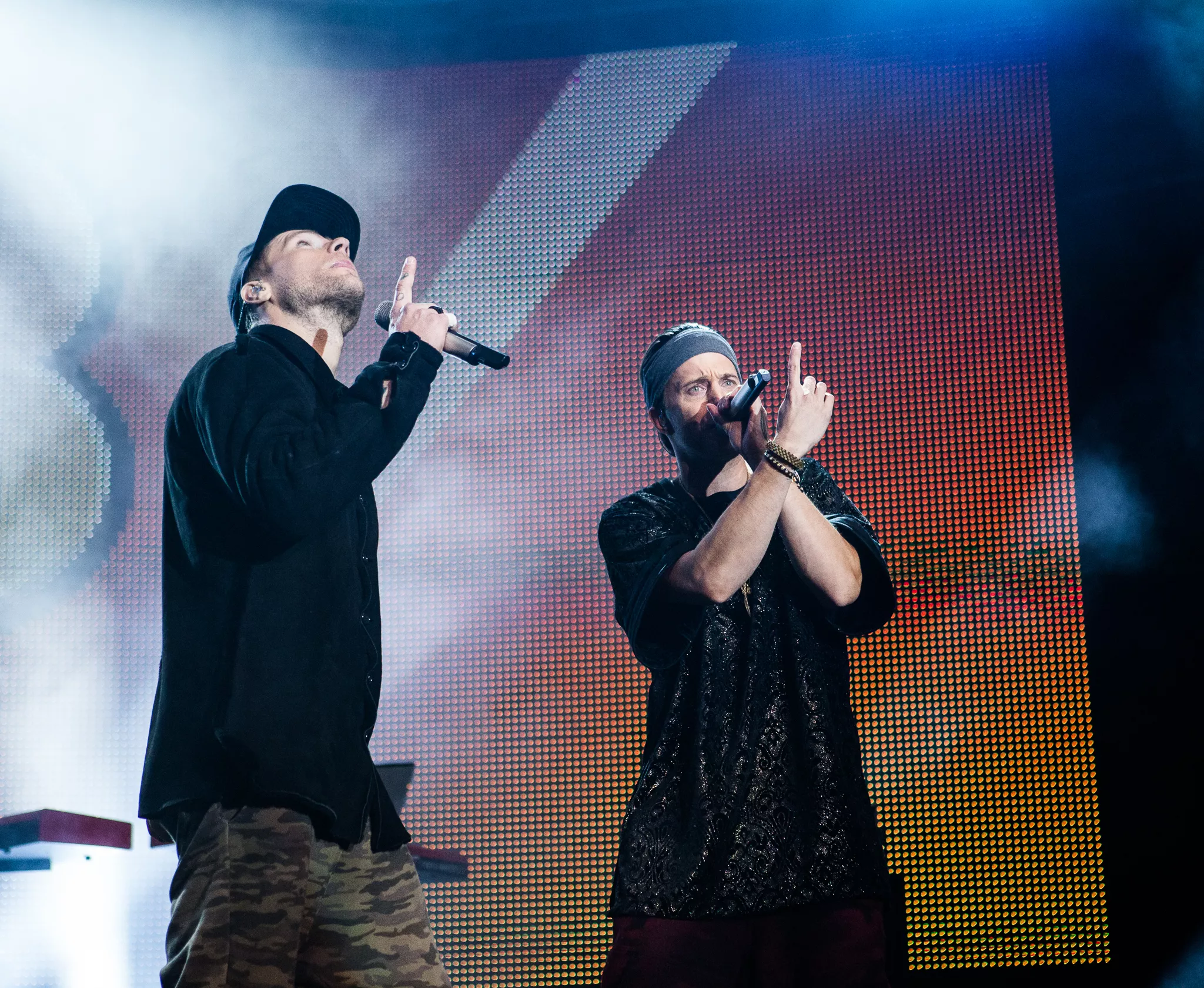 15 forunderlige facts om Nik & Jay