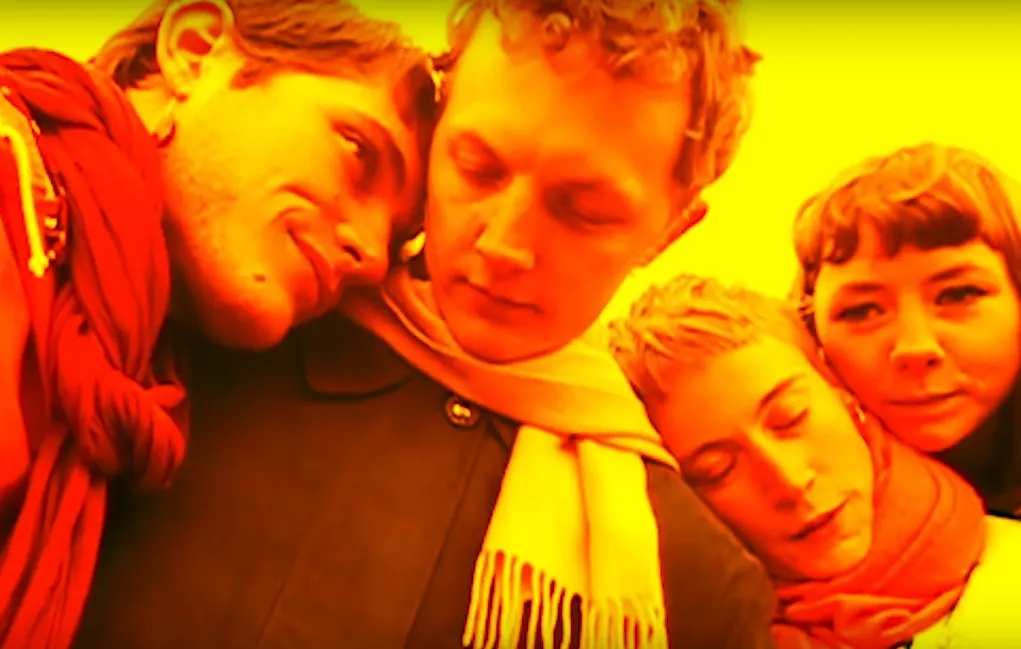 ''Inspelad på olika platser som vi gillar i Göteborg''