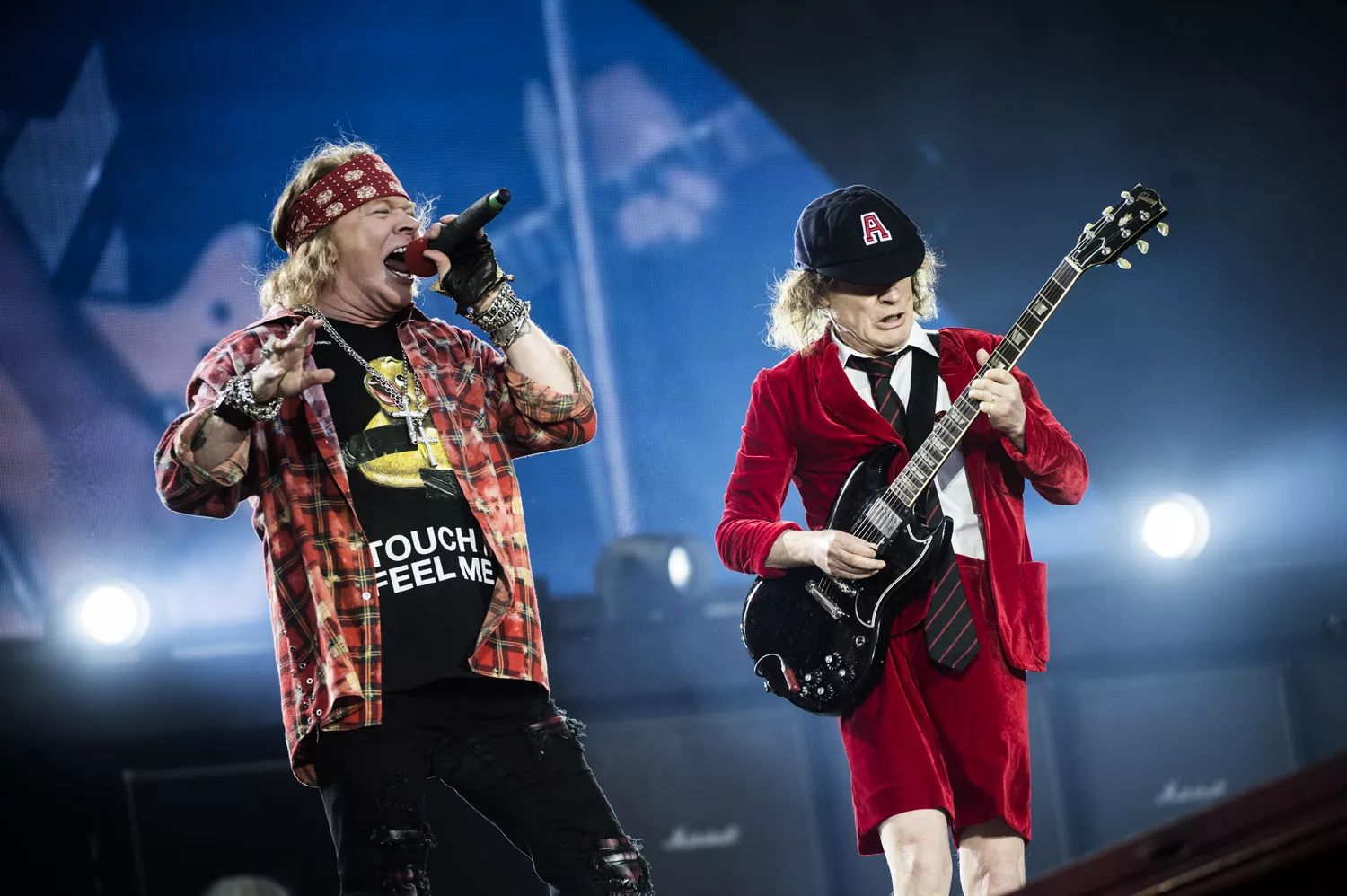 Stenhårde stjernestunder: Blandingen af skærebrændervokal og skærveknuserrock rammer rent