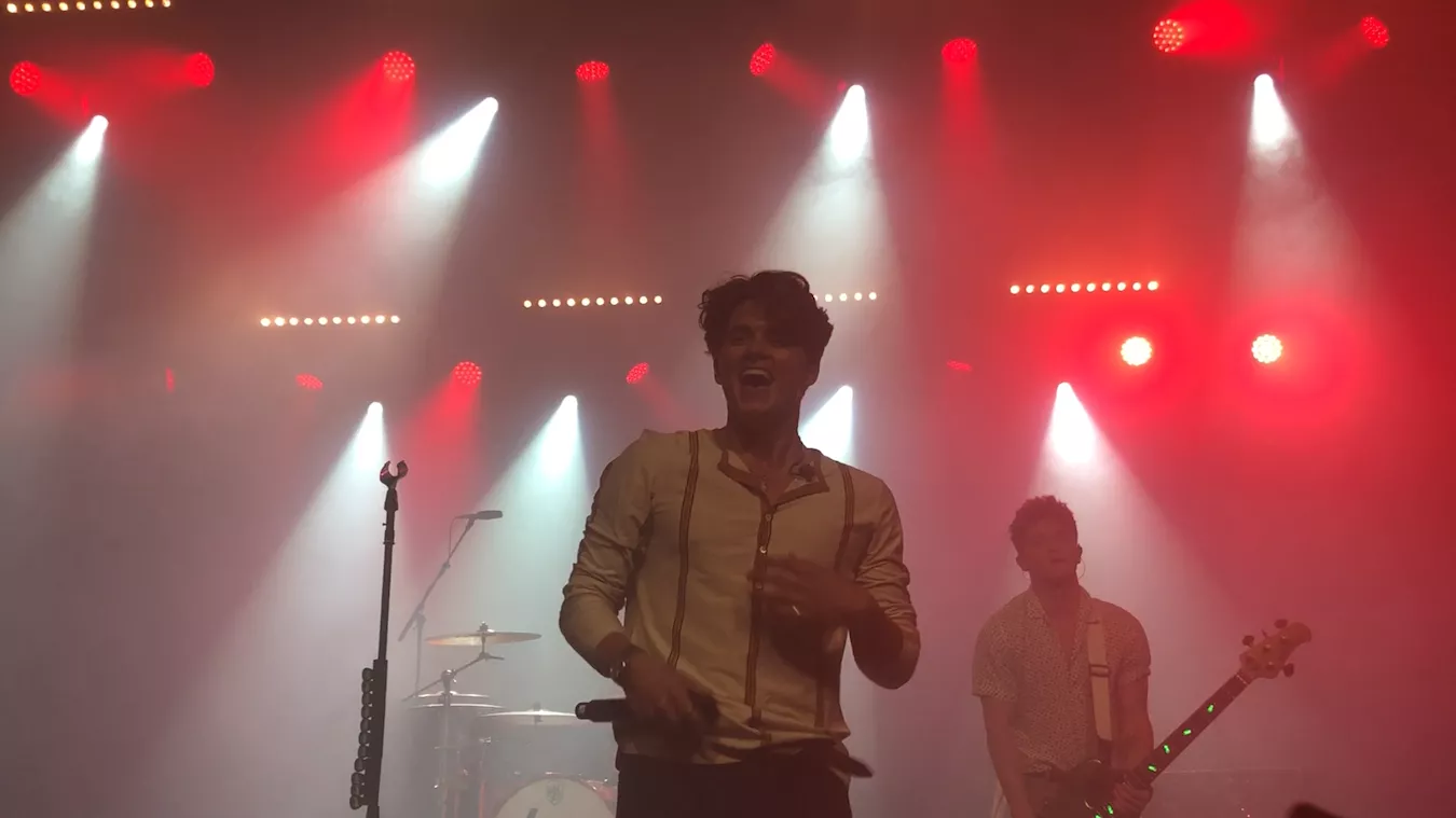 The Vamps-medlem udgiver eget debutalbum næste år