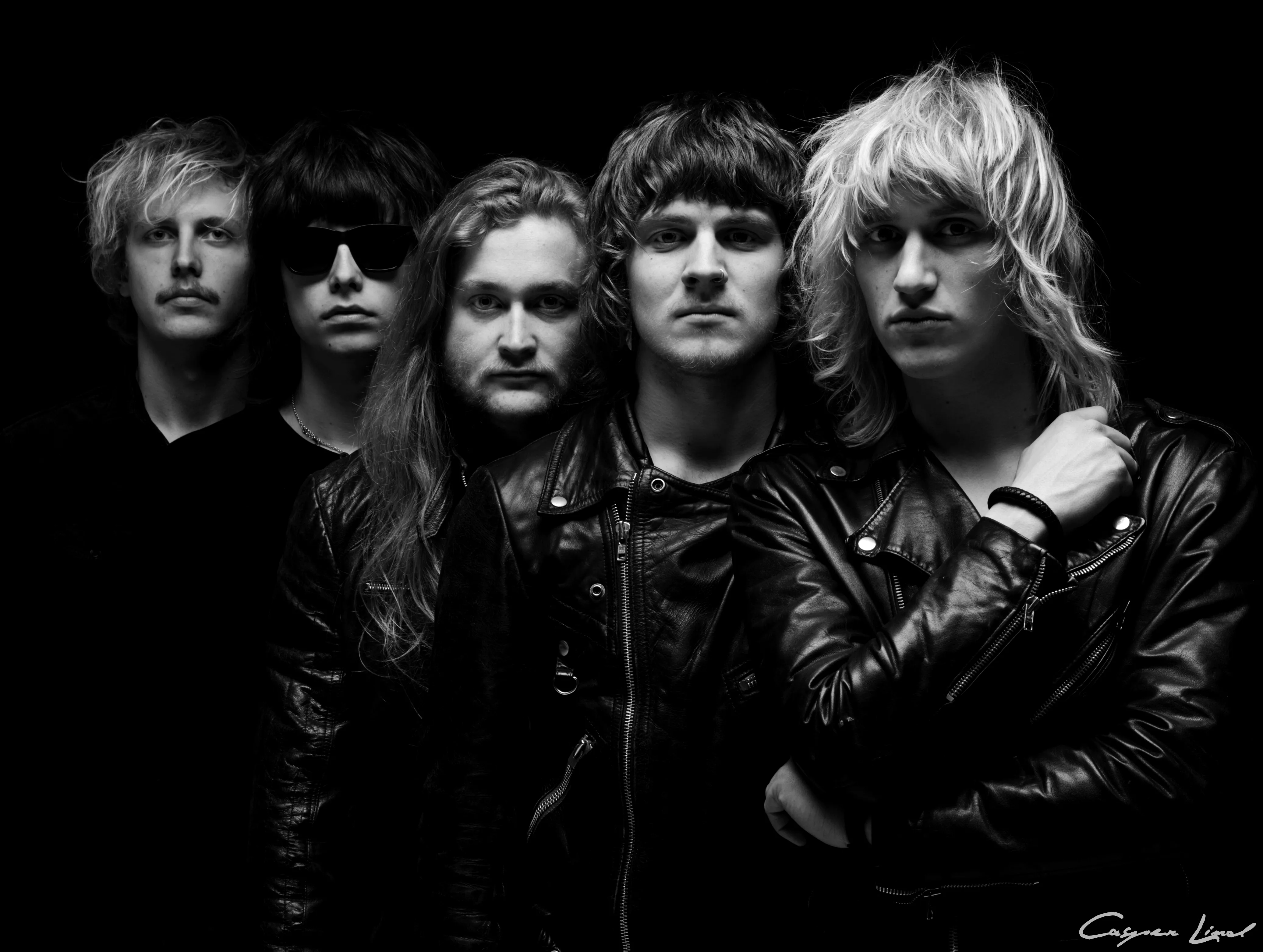 Go Go Berlin klar med debutalbum