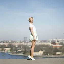 I Don't Wanna Be Yours - M E R I