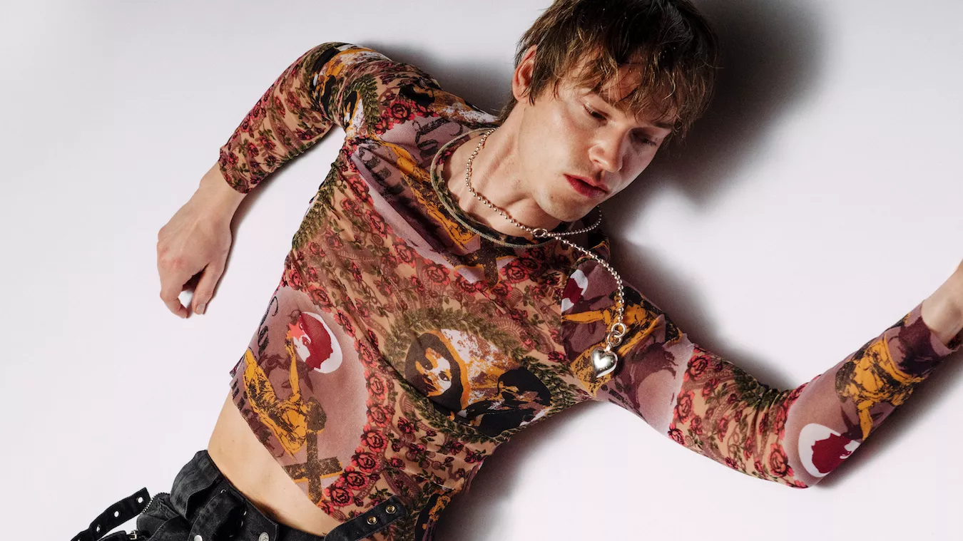 Asbjørn melder klar med ny single, kommende album og intim soloturné