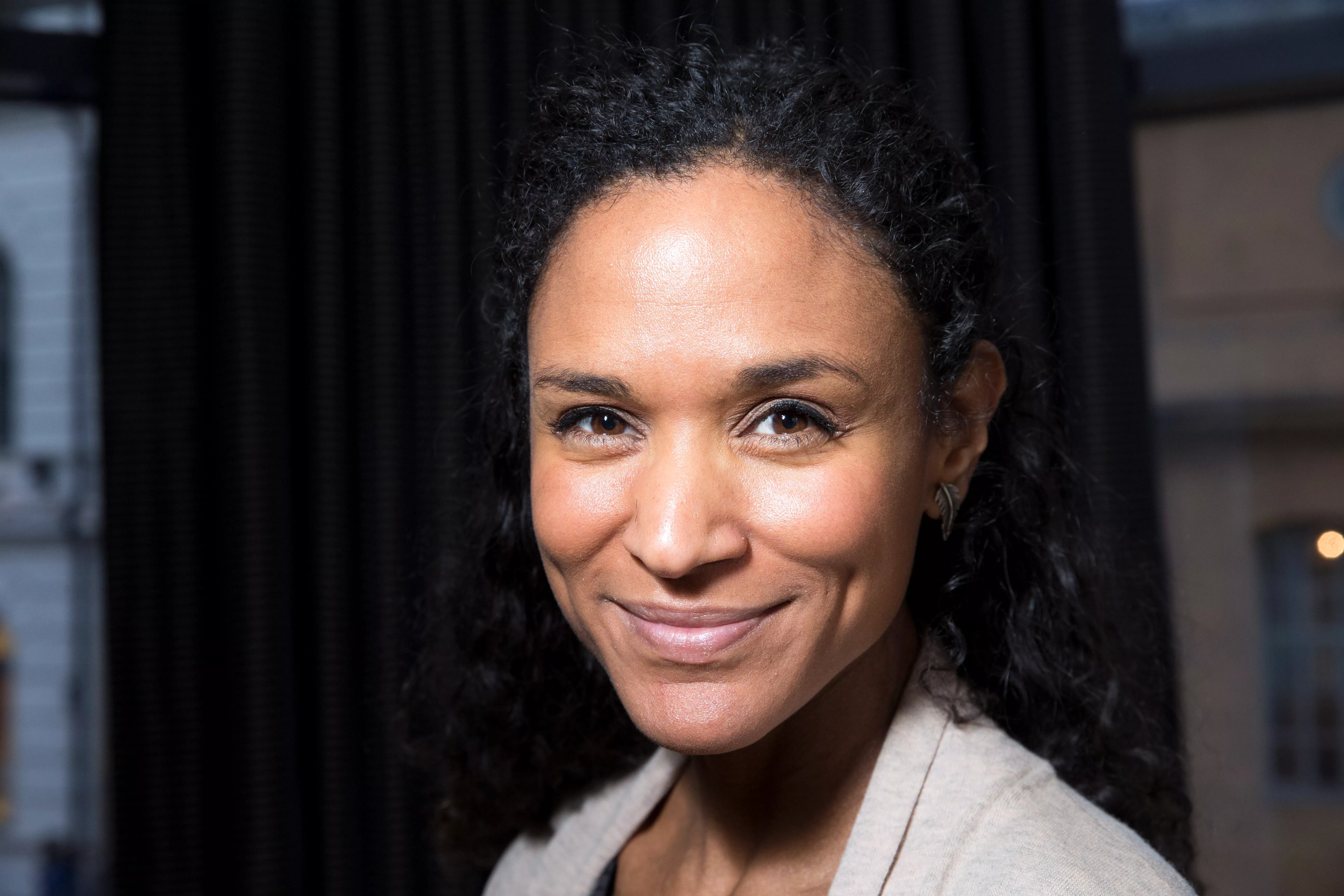 Prioriterer familien framfor Facebook