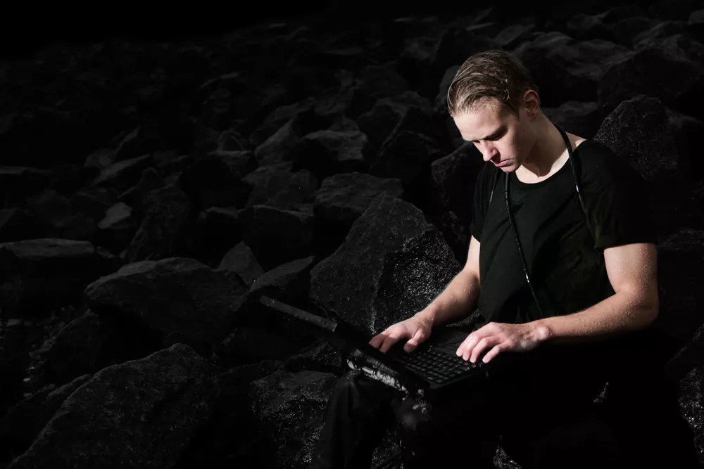 Jonas K.P. – Landskabet mellem Vesterhav og MacBook