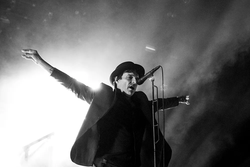 Thåström släpper ny singel väääldigt snart