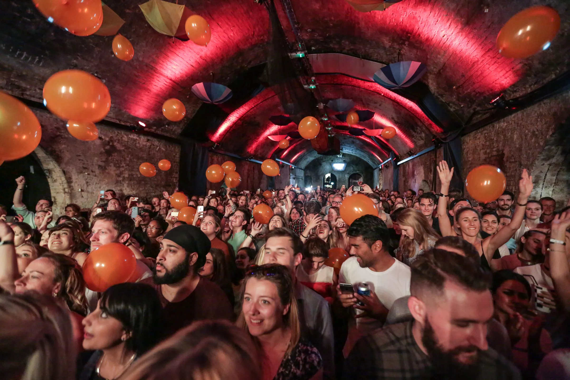 Historien om hvordan et månedlig konsertarrangement ble et globalt plateselskap