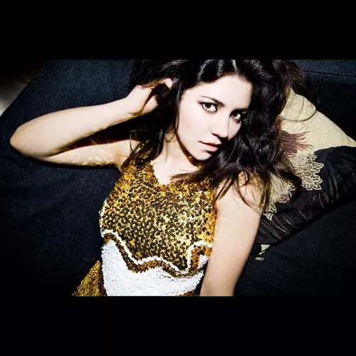 Marina & The Diamonds er klar med nyt