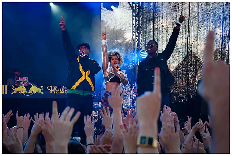 Buraka Som Sistema: Kyrkan, Dans Dakar