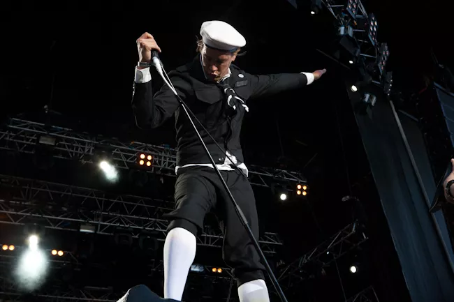 The Hives tjuvstartade igår