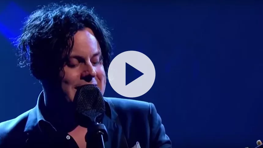 Se Jack White spille akustiske numre hos Jools Holland