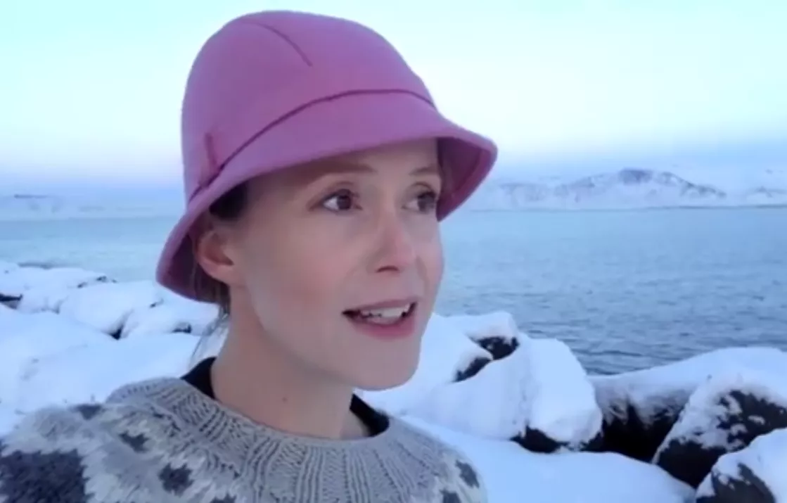 Hør nye sange af Tina Dickow