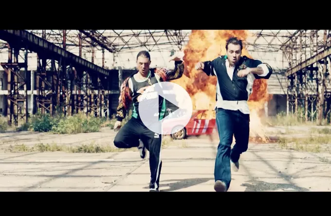 Se Axwell & Ingrosso i hæsblæsende menneskejagt