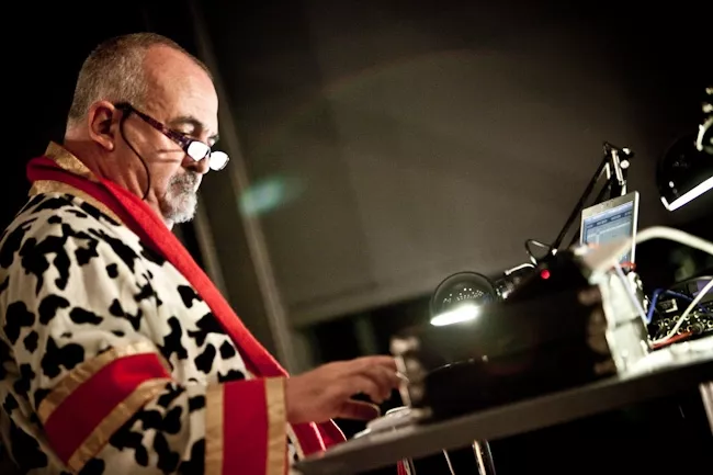 Throbbing Gristle-medlem død