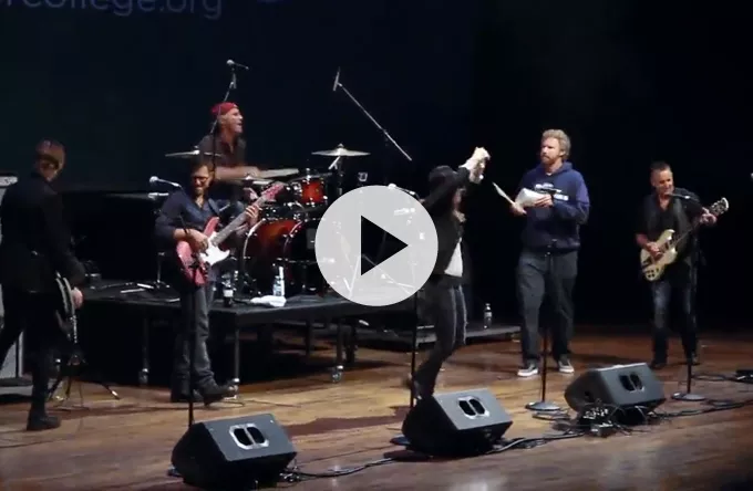 Se dobbeltgængerne Will Ferrell og Chad Smith fortolke Rolling Stones 