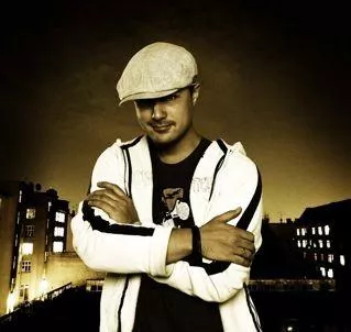 Kendte danske sangere fortolker danske hits