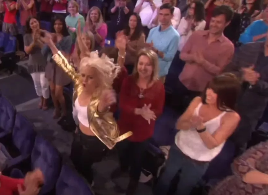 Se Zara Larssons hyllade show i amerikansk TV