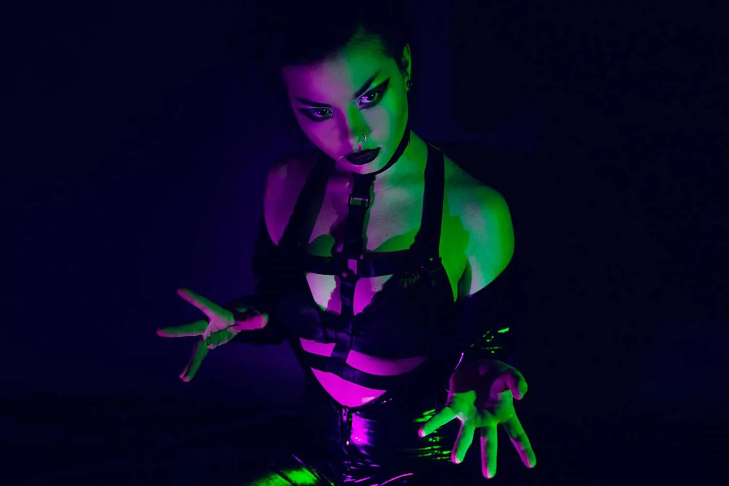 Danske Mendoza skriver international kontrakt