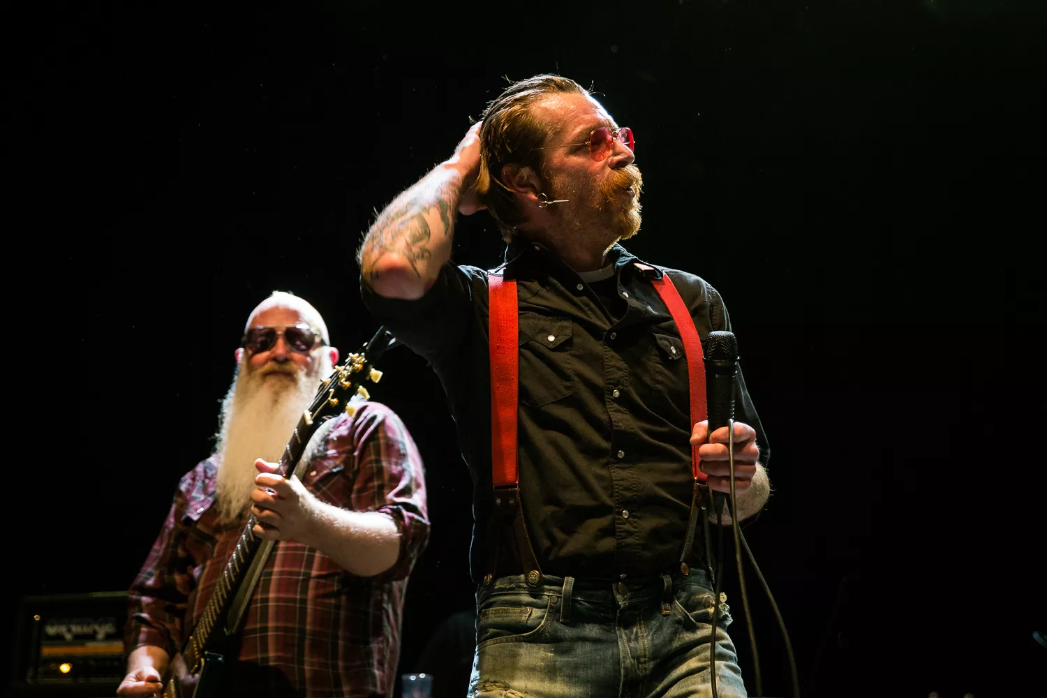 Video: Eagles of Death Metal tilbage på scenen i Paris efter terrorangreb