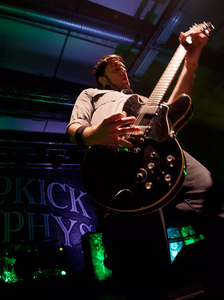Dropkick Murphys fast i tullen