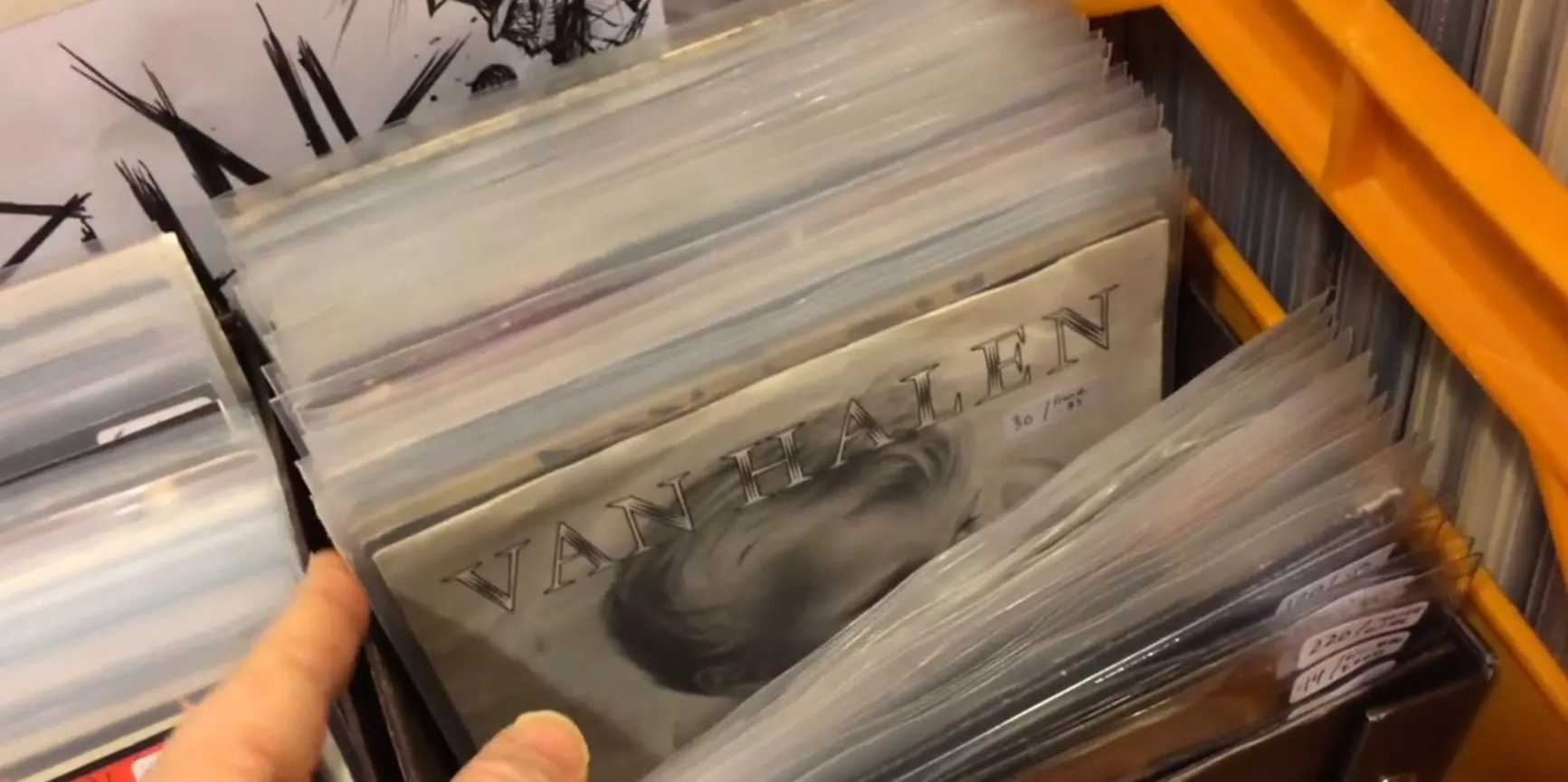 VIDEO: Så fyndar du vinyl