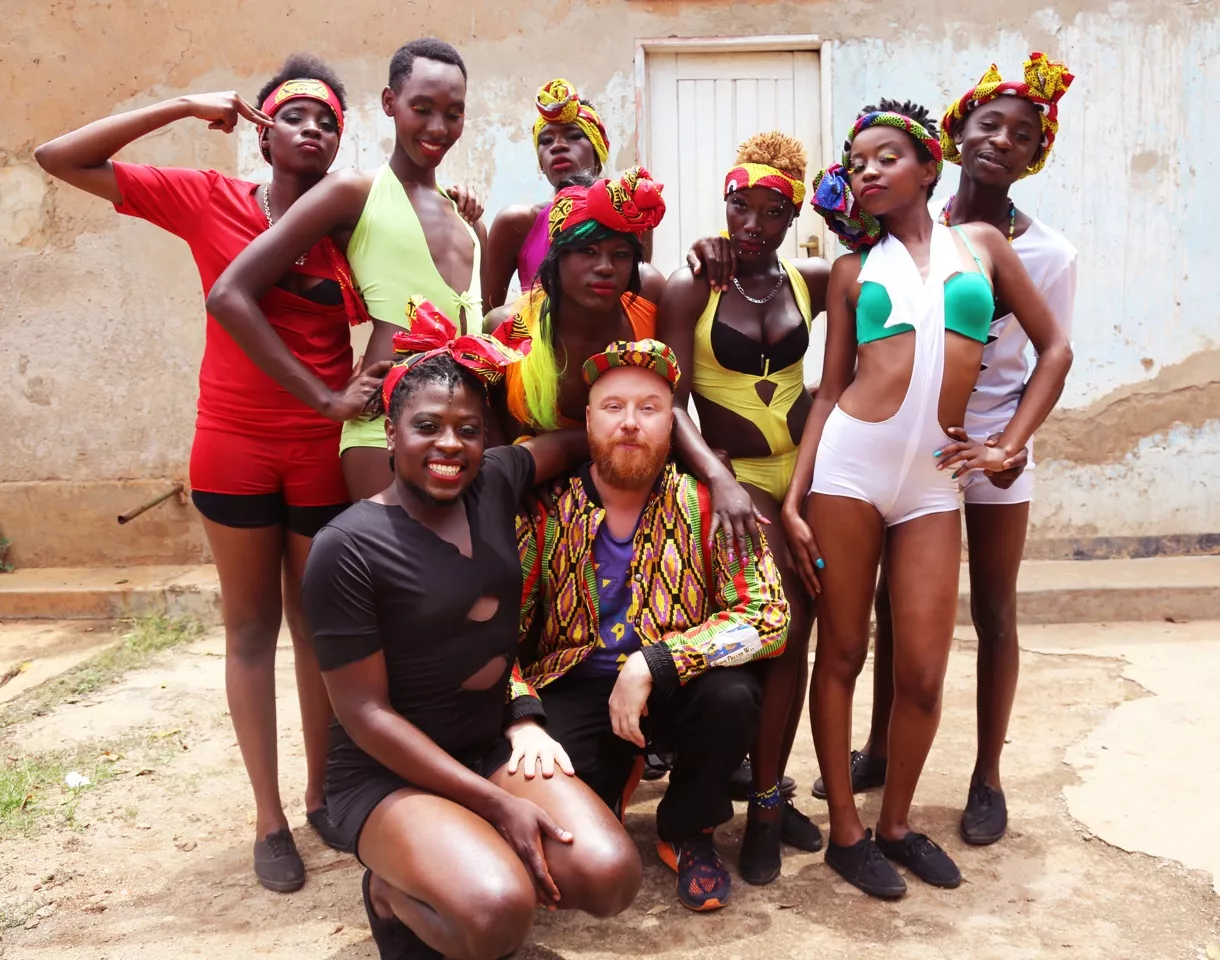 Svensk samarbetar med utsatta queera artister – "Equal Rights är på blodigt allvar"