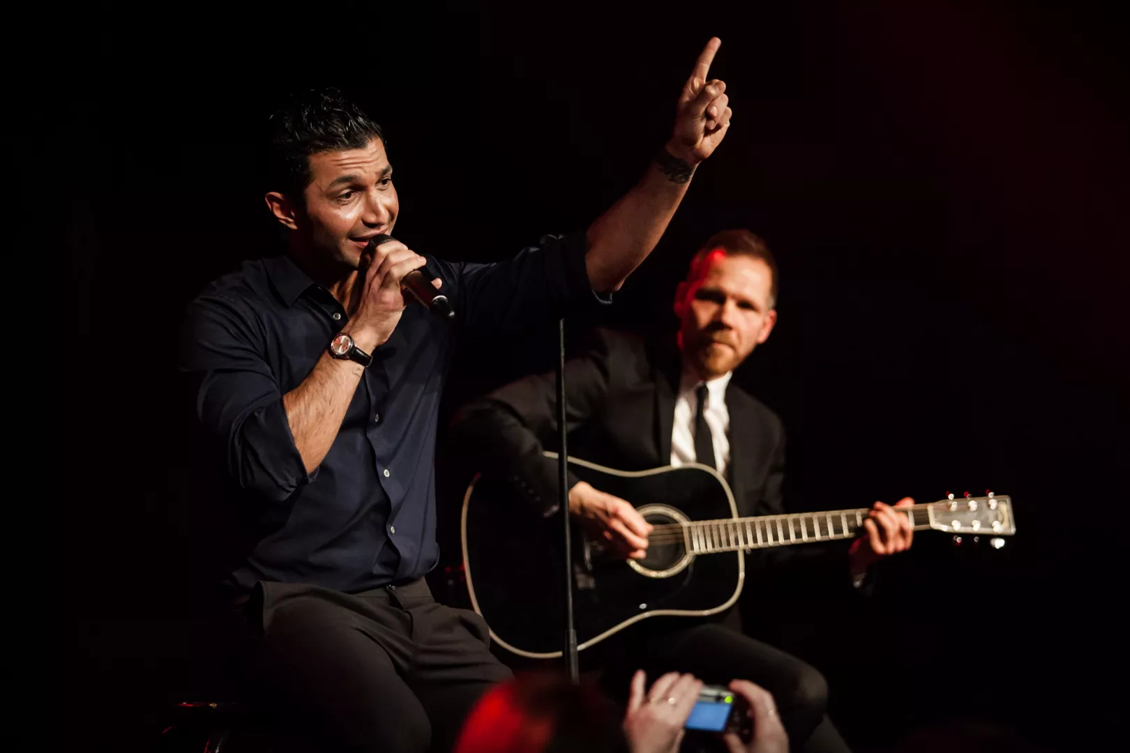 Burhan G giver akustisk koncert i København