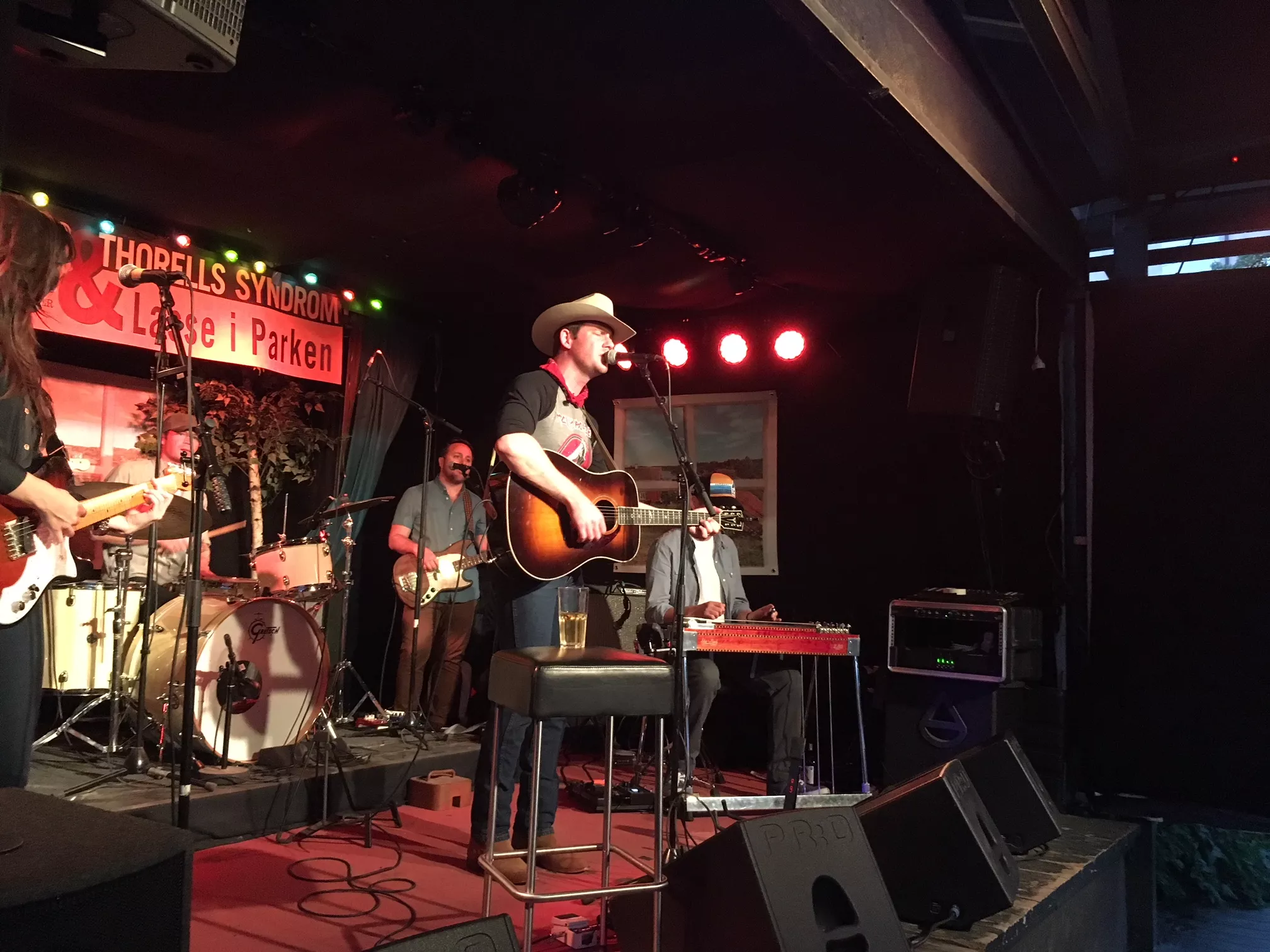 LasseI Parken, Stockholm - Sam Outlaw