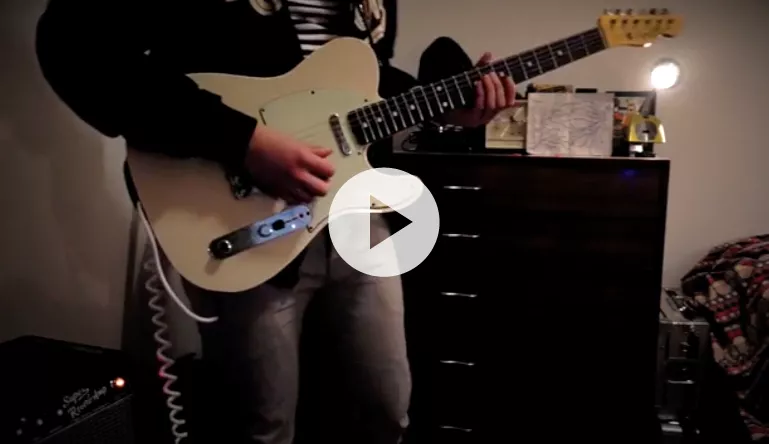 Se guitarist spille Kanye Wests samlede værker på syv timer 