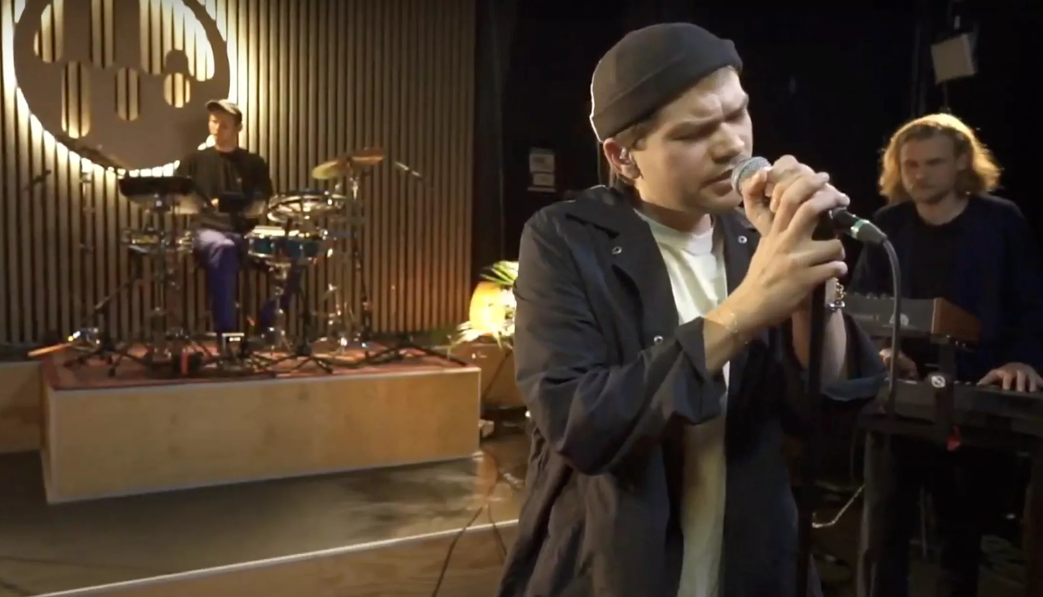 JULEKALENDER-LÅGE 10: Se magiske Marshall Cecil fortrylle Atlas