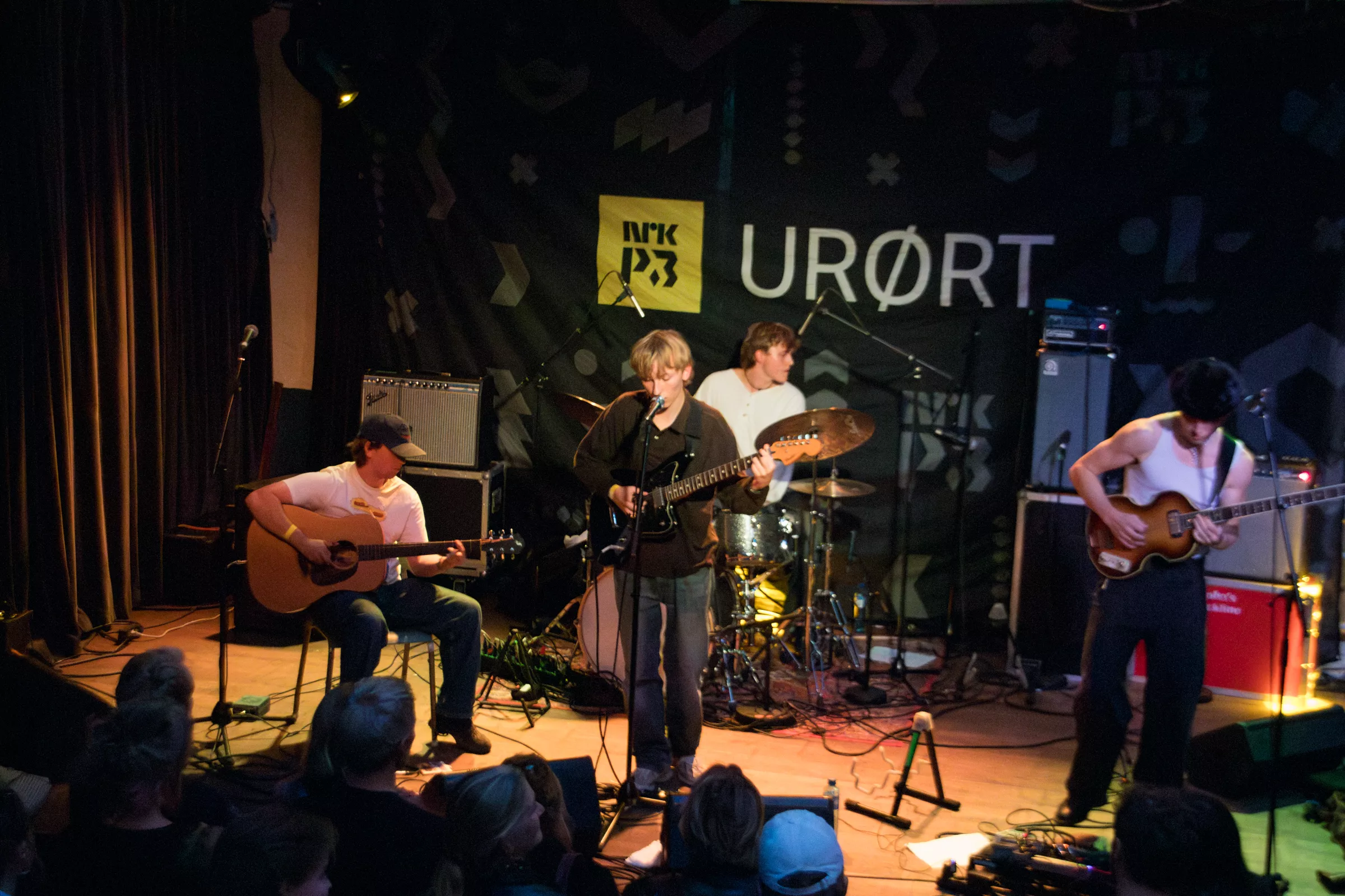 Straight out of drengeværelset