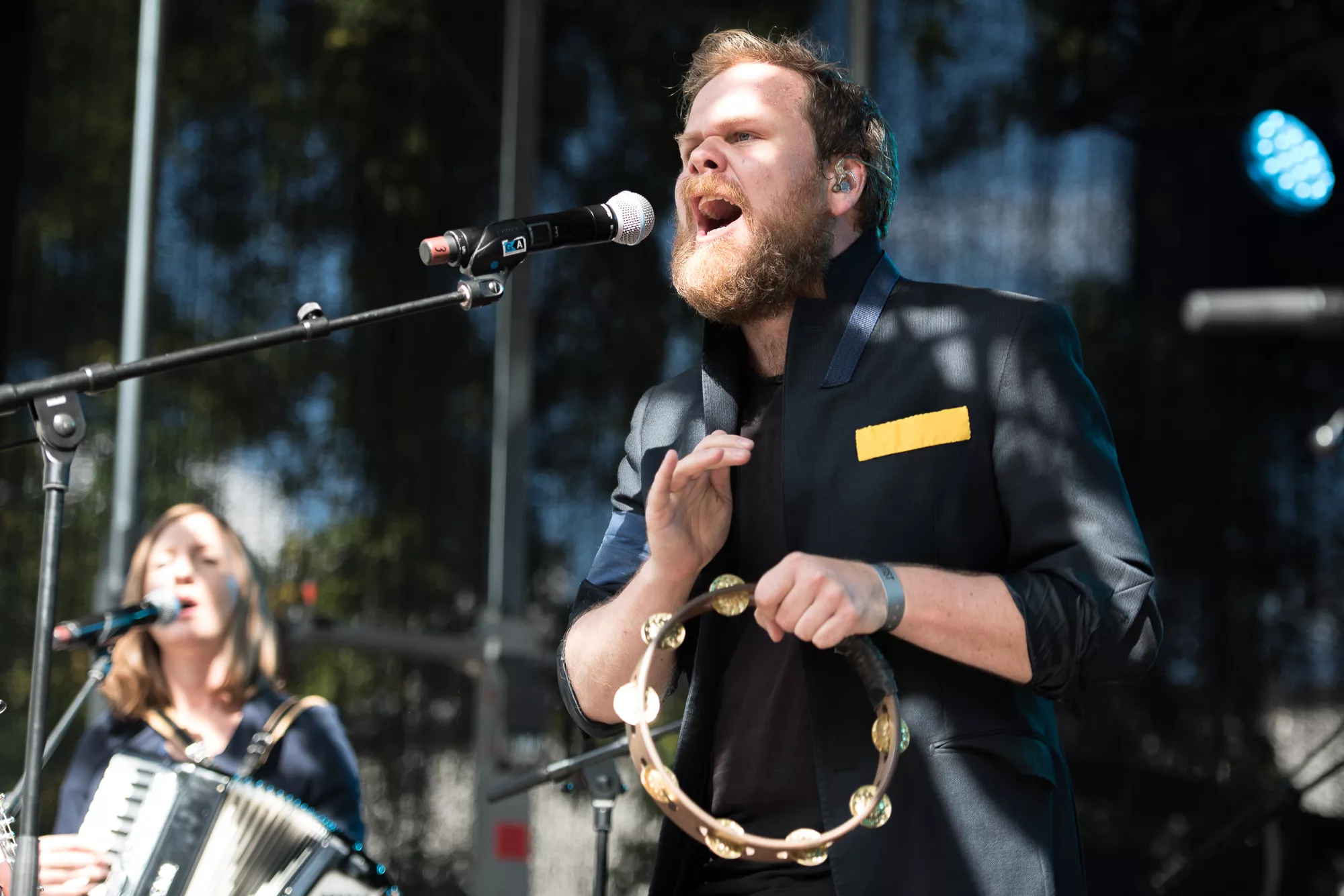 Loney Dear önskar alla GAFFA-läsare en riktigt god jul