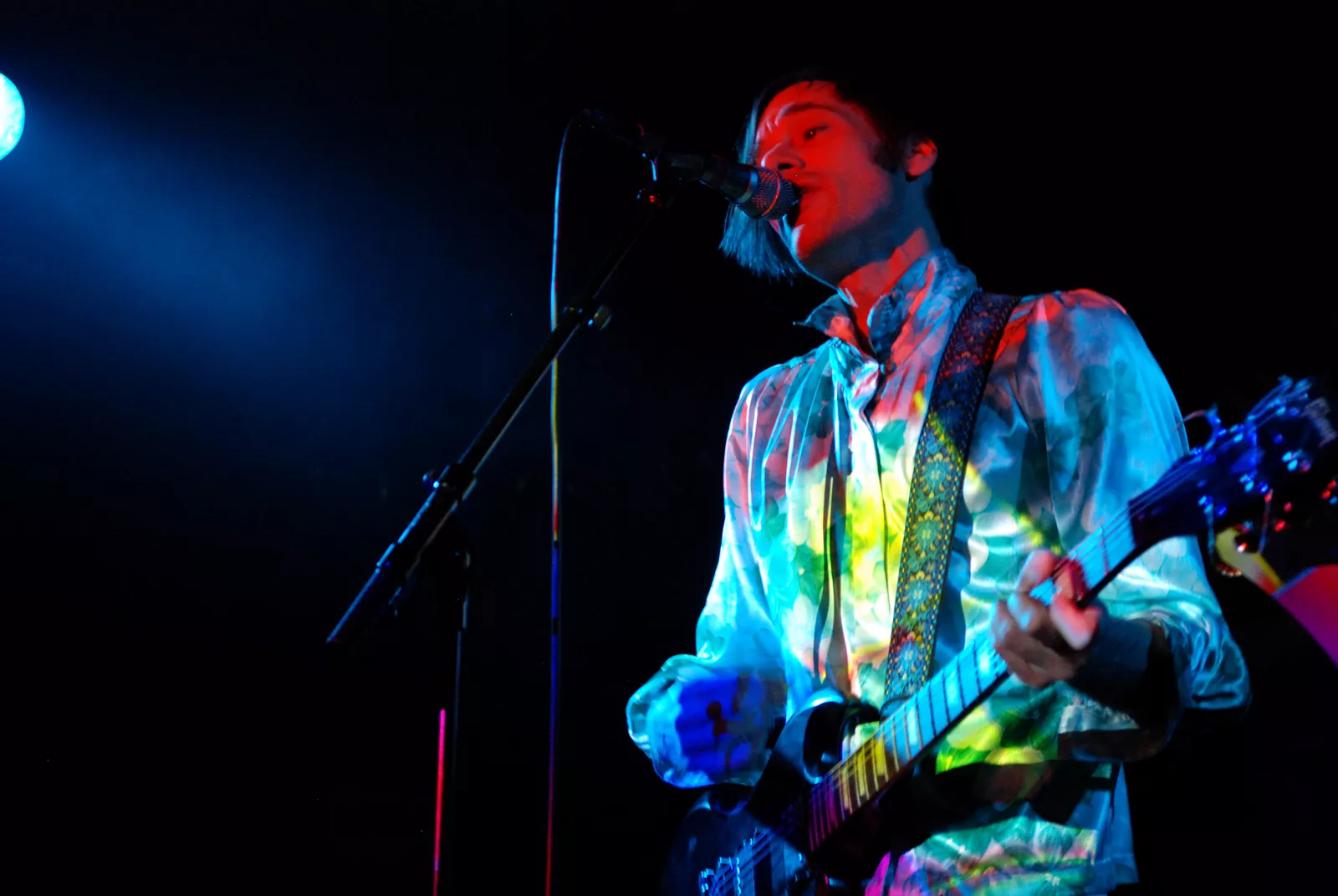 ANMELDELSE: En dans på simulerede virkeligheder