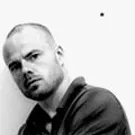 Fotograf Stephan Bach udstiller i Øksnehallen