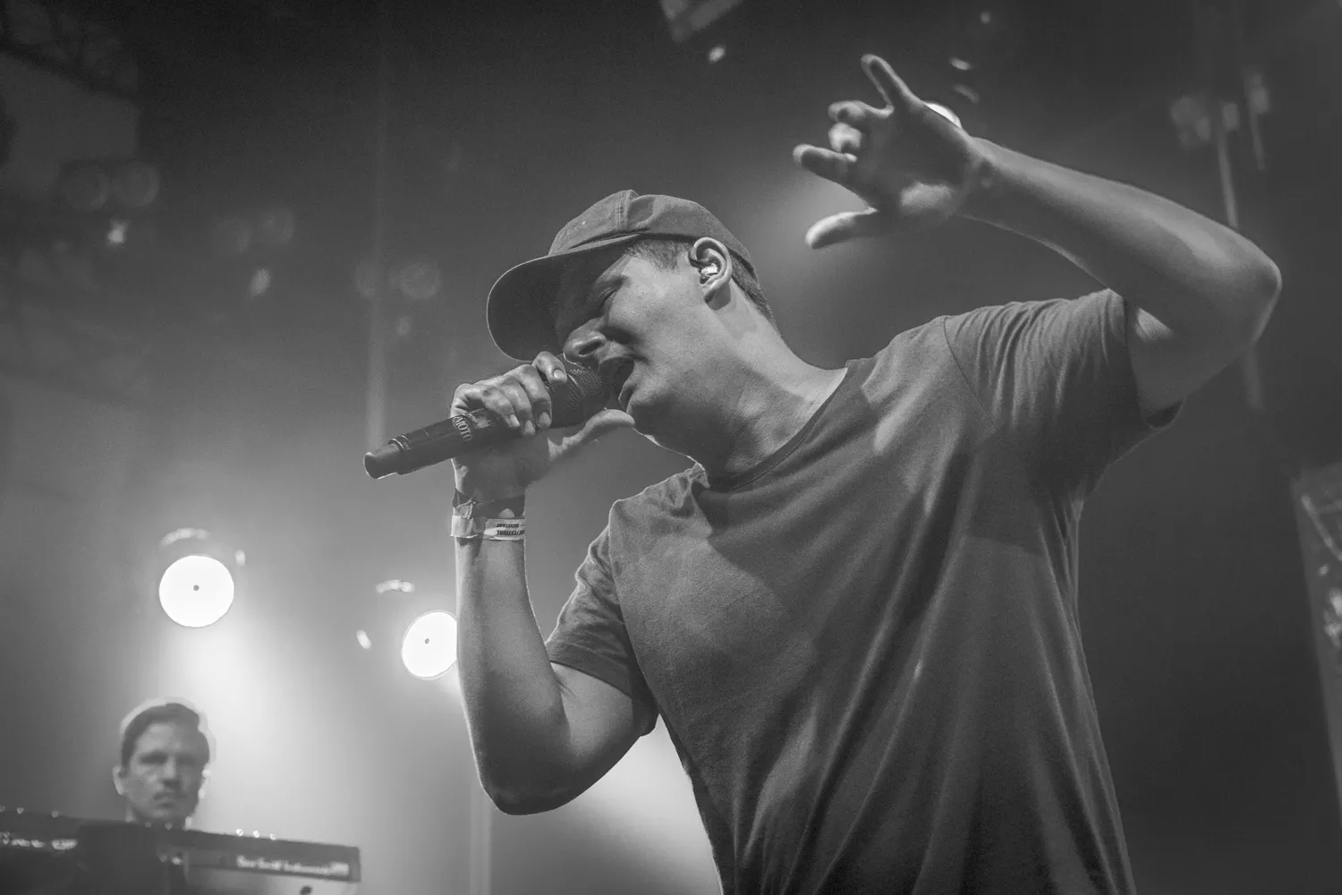 Se livestreaming af Phlake-koncert i aften