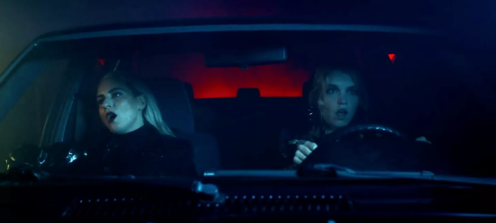 VIDEOPREMIERE: Lydmor og Eivør på roadtrip