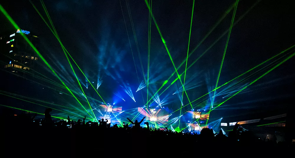 Dubbla supernamn klara för Summerburst