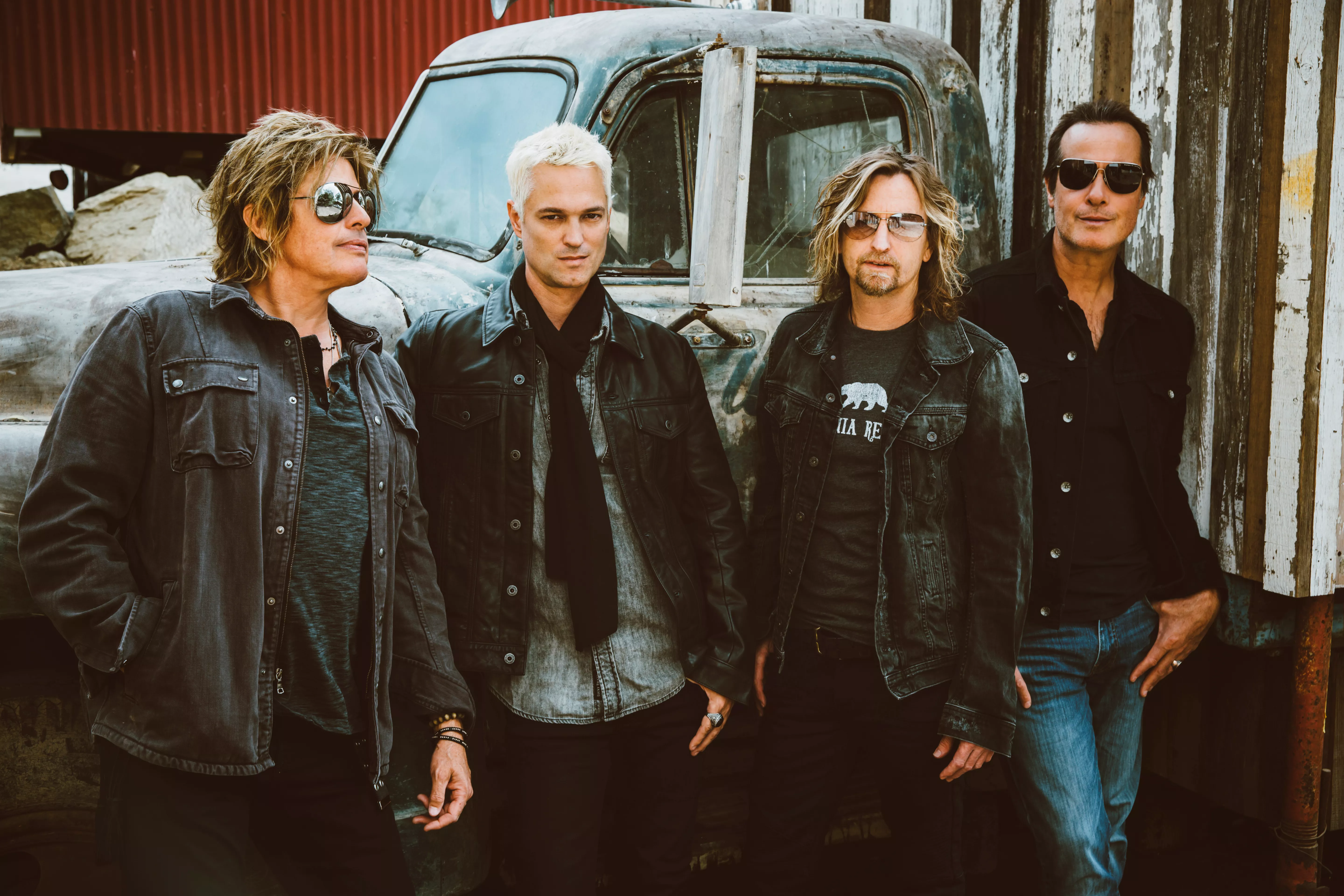 Rockeveteranene i Stone Temple Pilots gir ut selvtitulert album