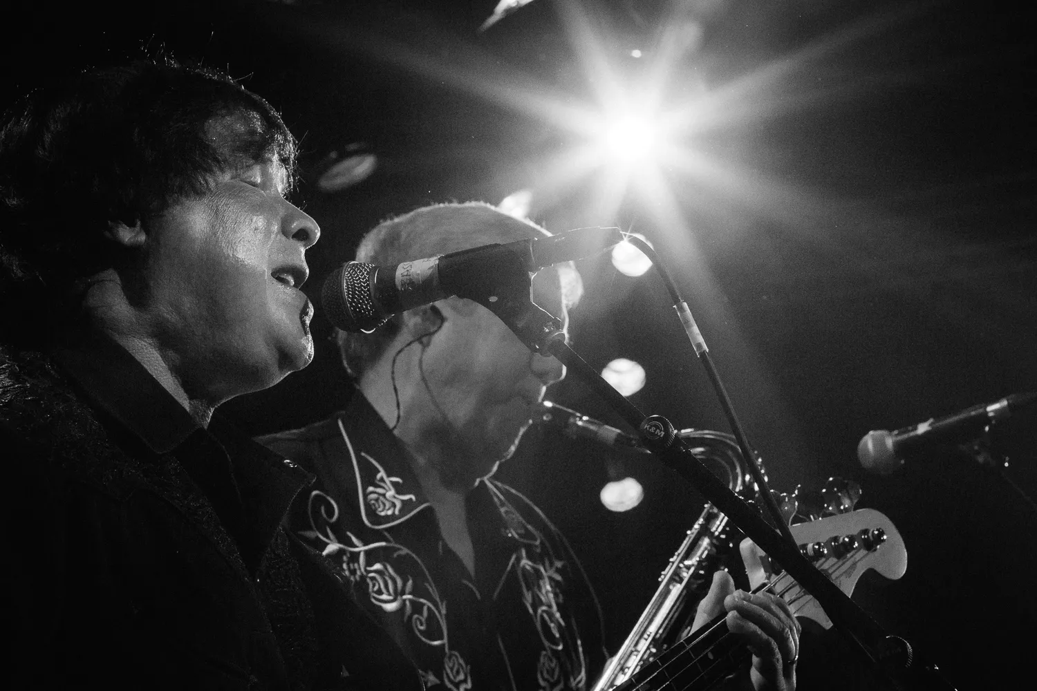 Legendariske garasjerockere søker konsert i Norge