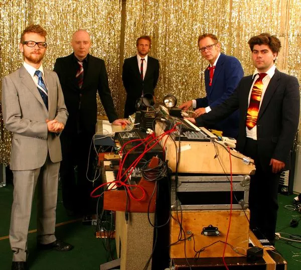 Se Apparat Organ Quartets nye video