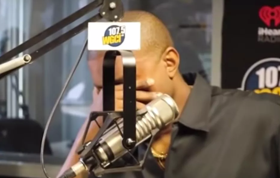 Kanye West undskylder kommentarer om slaveri i tårevædet interview