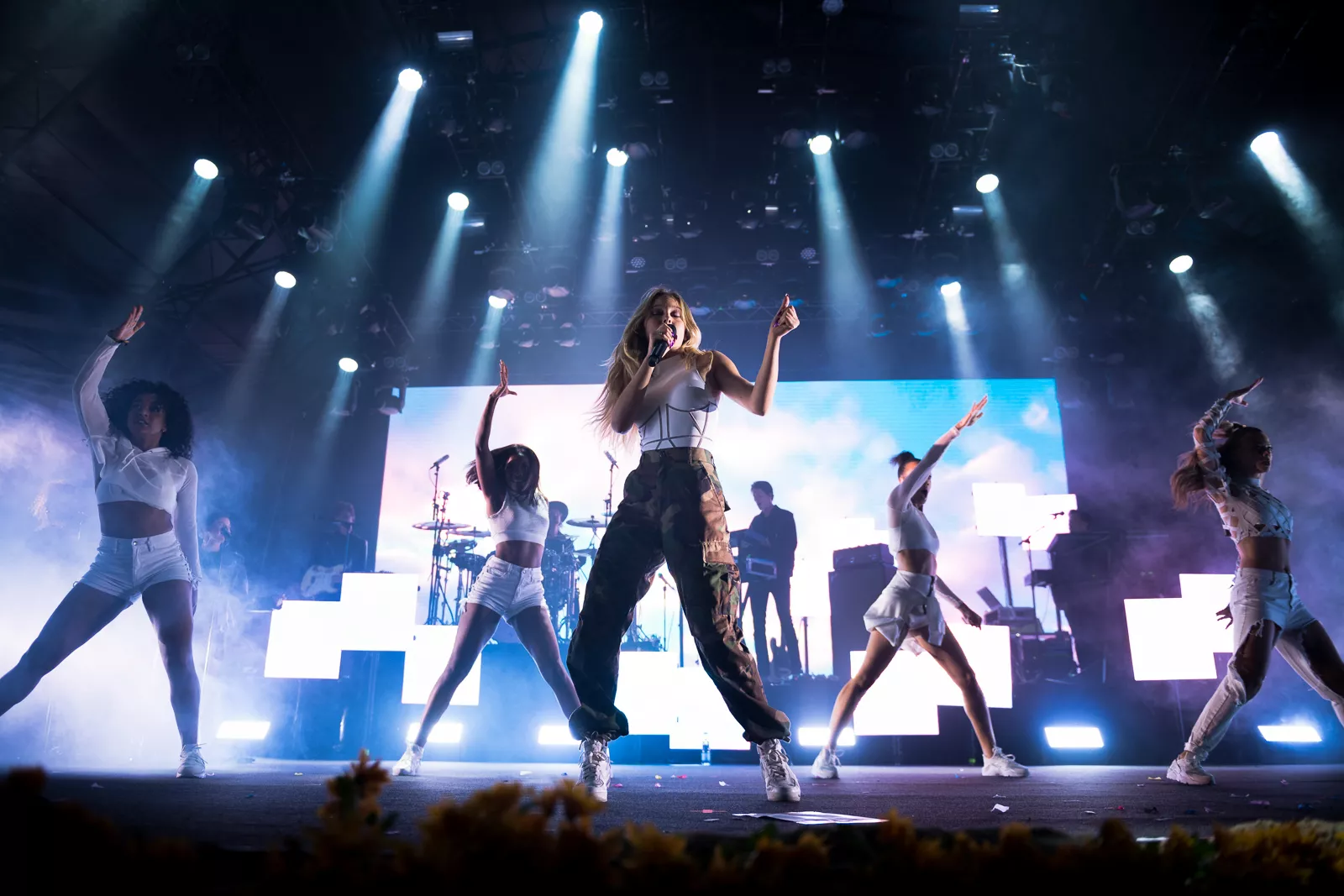 Popstjernen Zara Larsson klar for Nobelkonserten