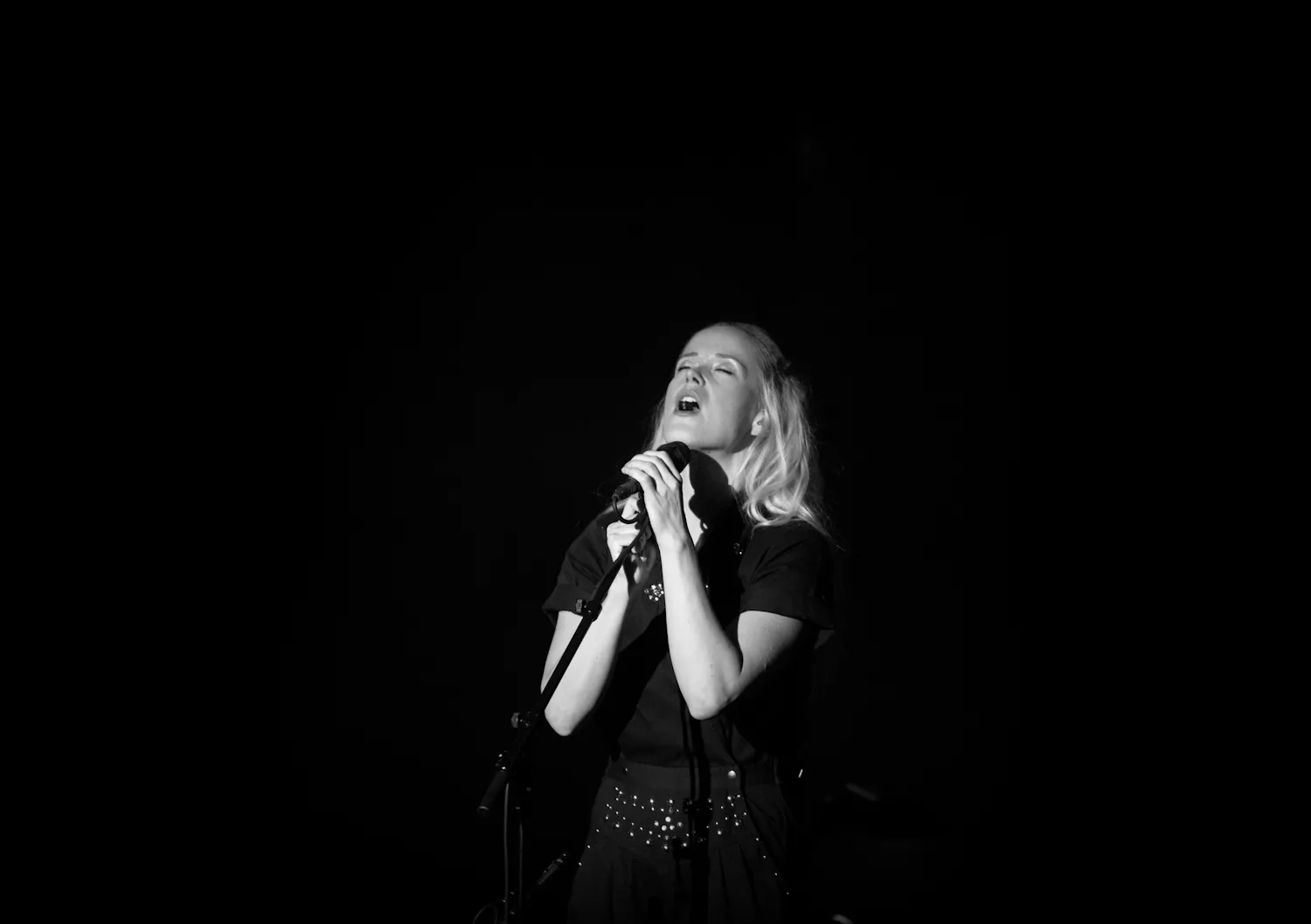 Tina Dickow: DR's Koncertsal, København