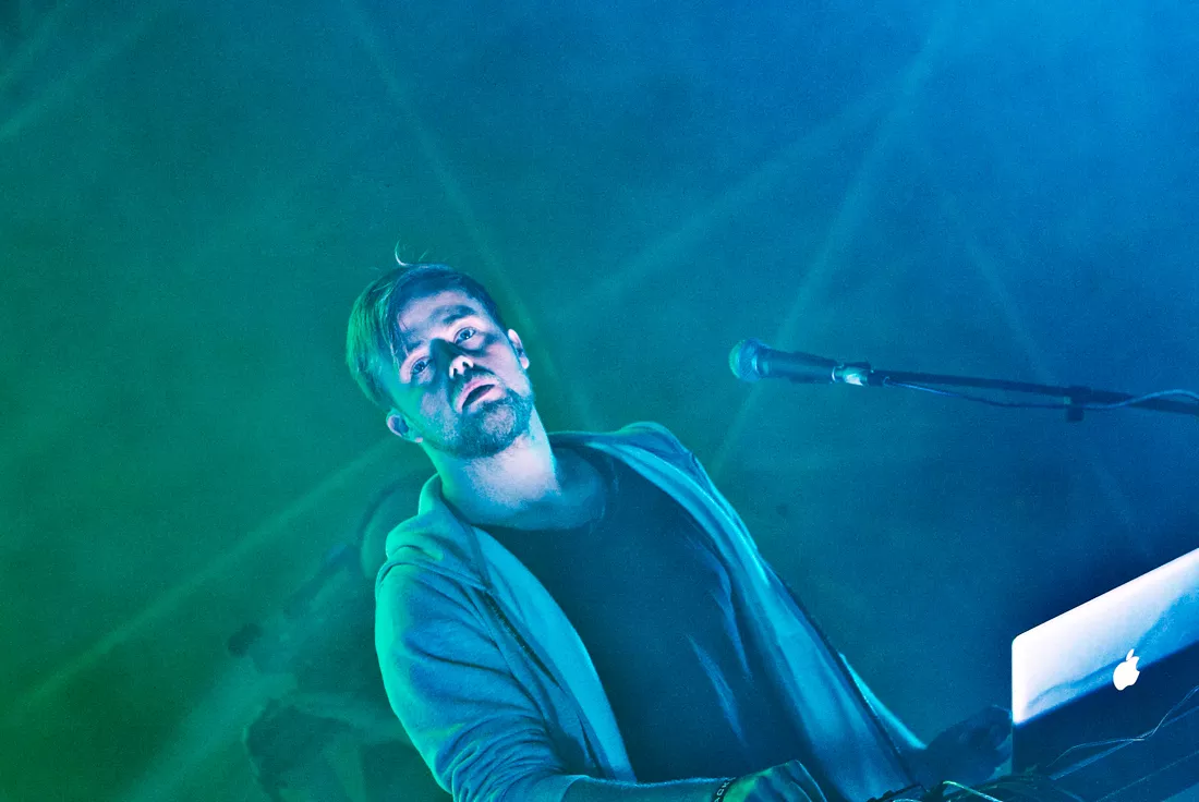 Troels Abrahamsen tager på turné