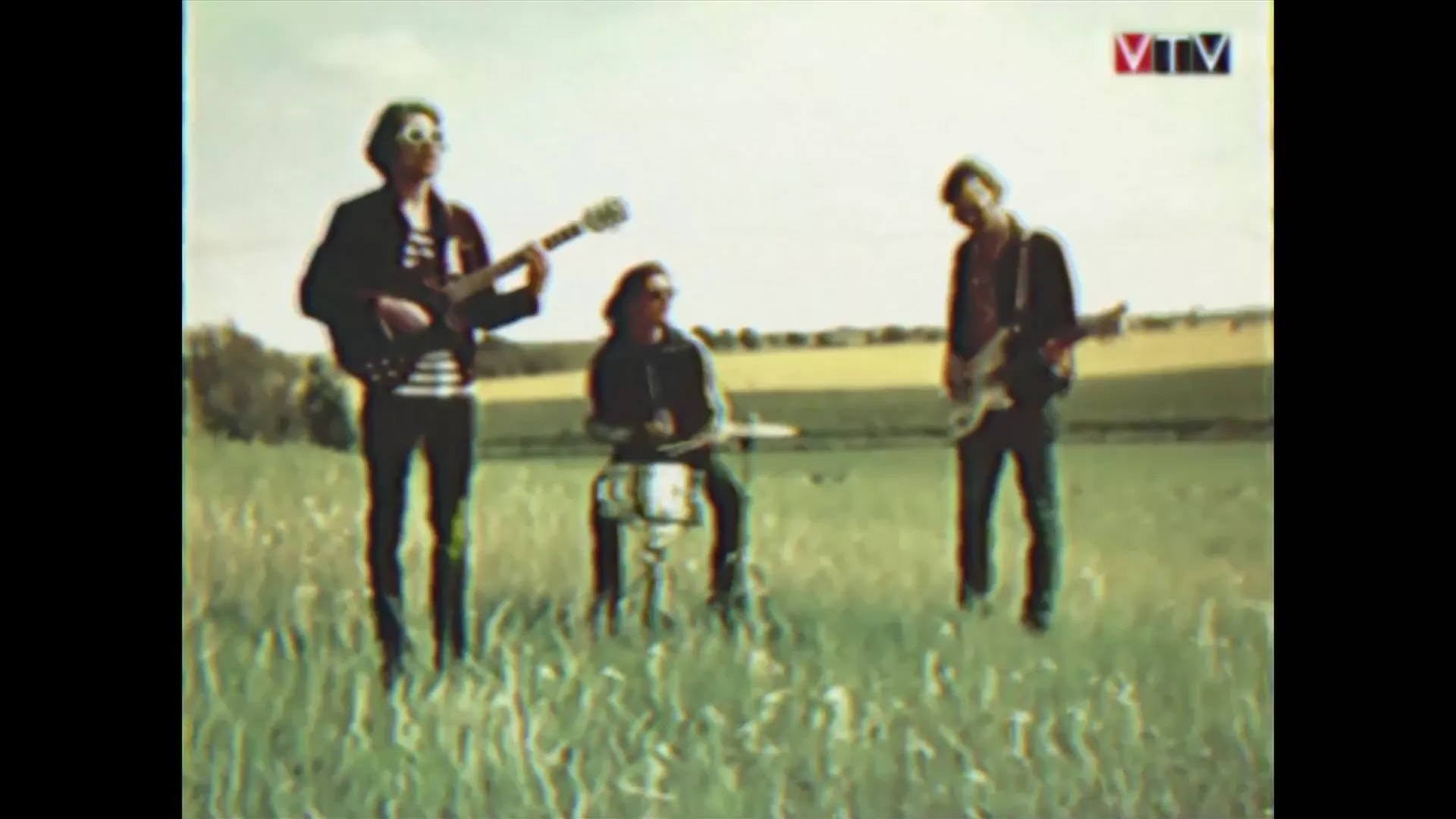 PREMIÄR: Vidunder visar en spontan video i skånskt landskap