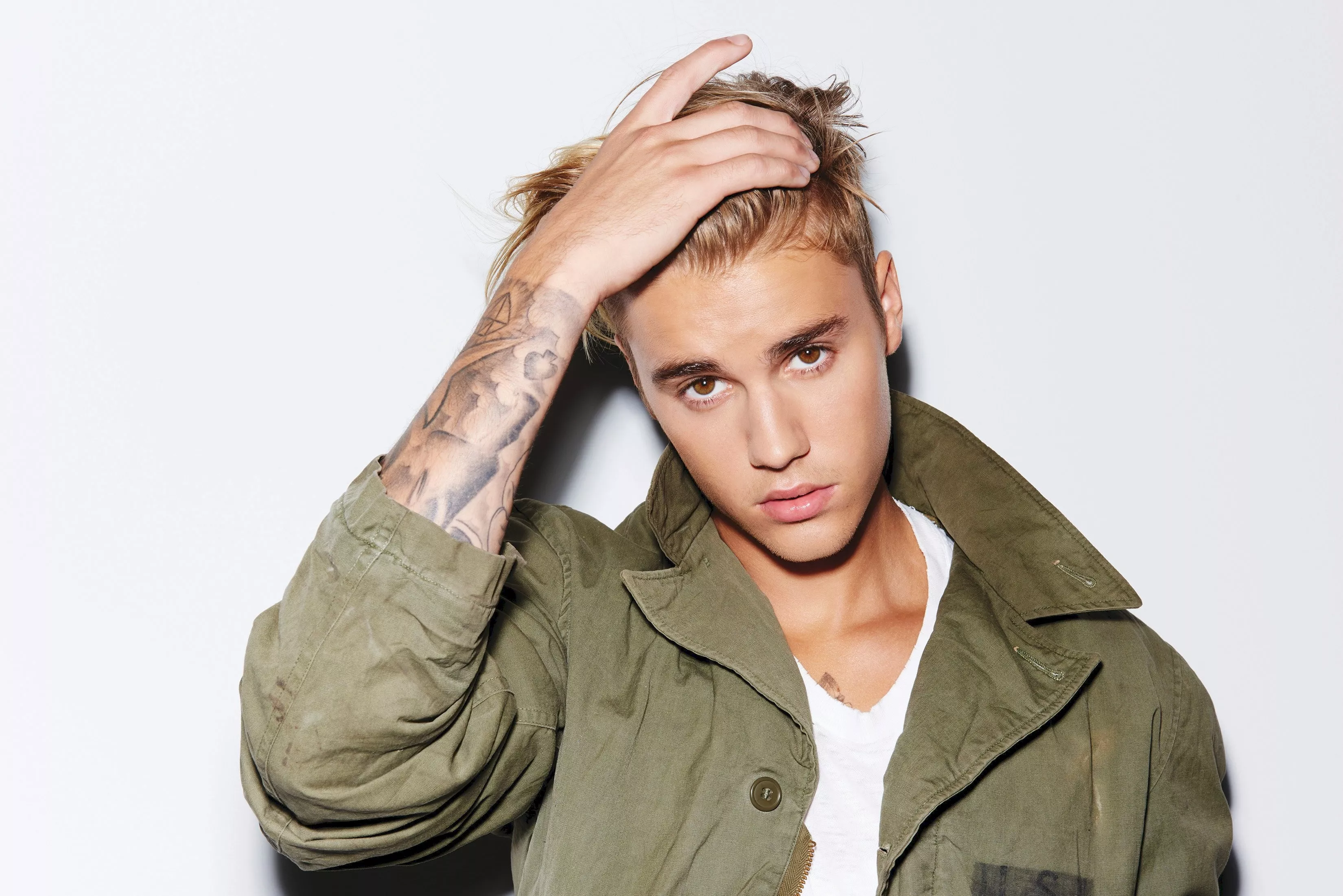 Hør Justin Bieber rappe på ny sang