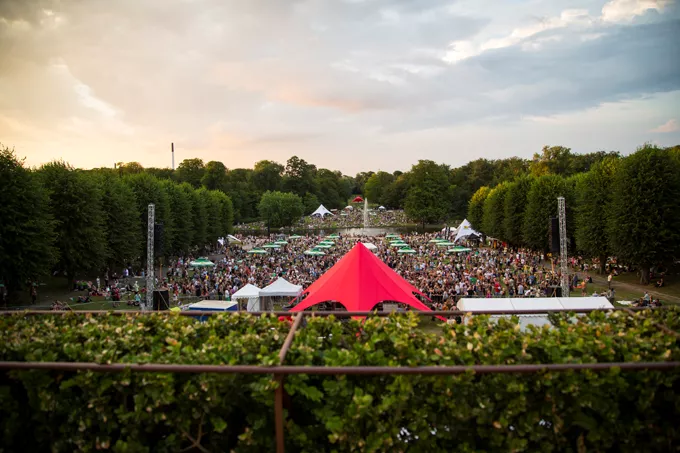 Diverse kunstnere: Stella Polaris, Frederiksberg Have